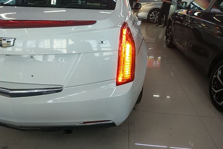 Used Cadillac ATS-L 2017 28T Tech Edition Right Rear Taillight