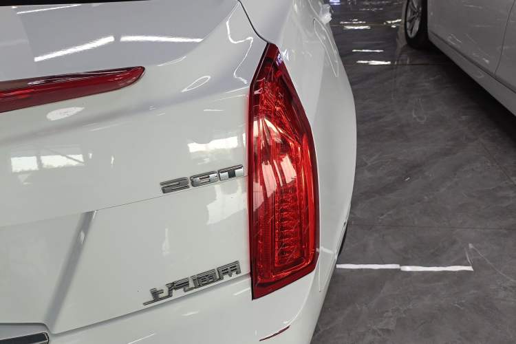 Used Cadillac ATS-L 2017 28T Tech Edition Right Rear Taillight