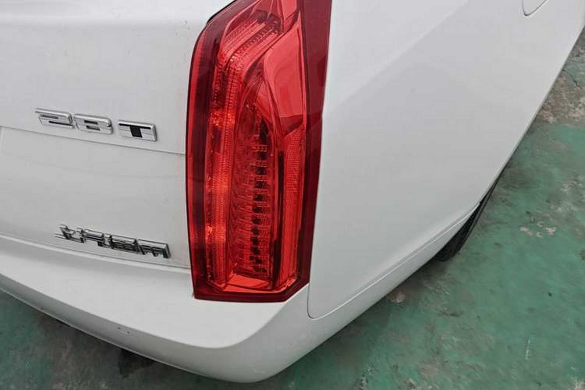 Used Cadillac ATS-L 2017 28T Fashion Edition Right Rear Taillight