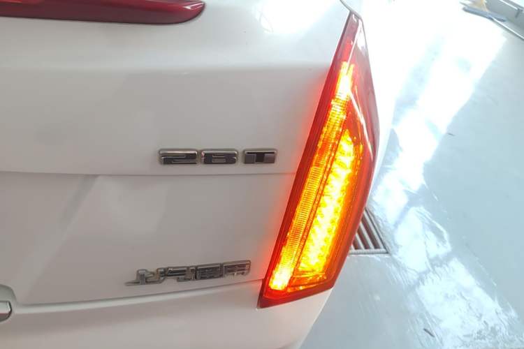 Used Cadillac ATS-L 2017 28T Tech Edition Right Rear Taillight