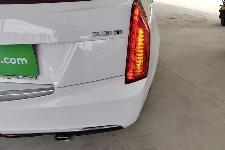 Used Cadillac ATS-L 2017 28T Tech Edition Right Rear Taillight