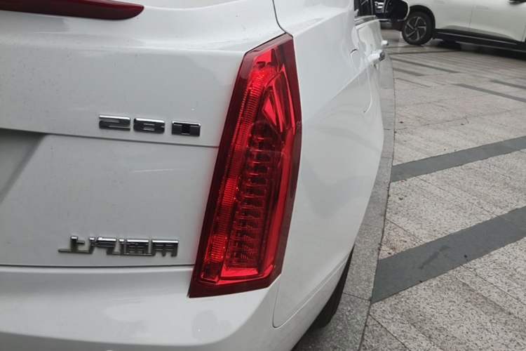Used Cadillac ATS-L 2017 28T Tech Edition Right Rear Taillight