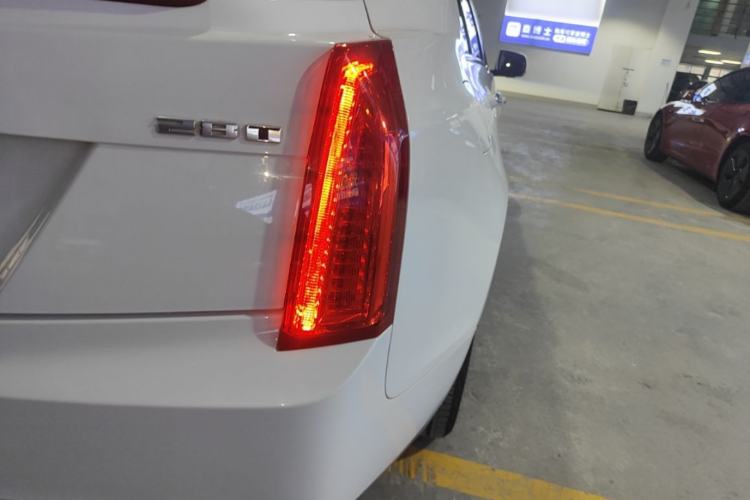 Used Cadillac ATS-L 2017 28T Tech Edition Right Rear Taillight