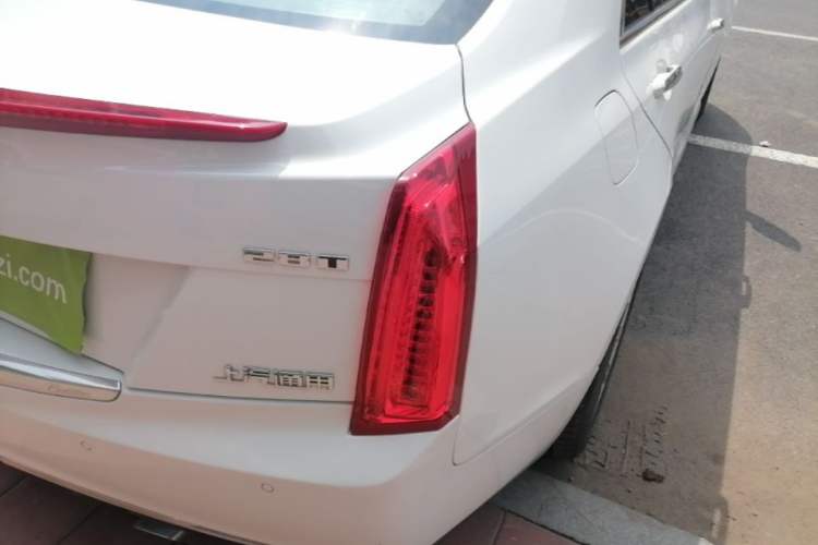 Used Cadillac ATS-L 2017 28T Fashion Edition Right Rear Taillight