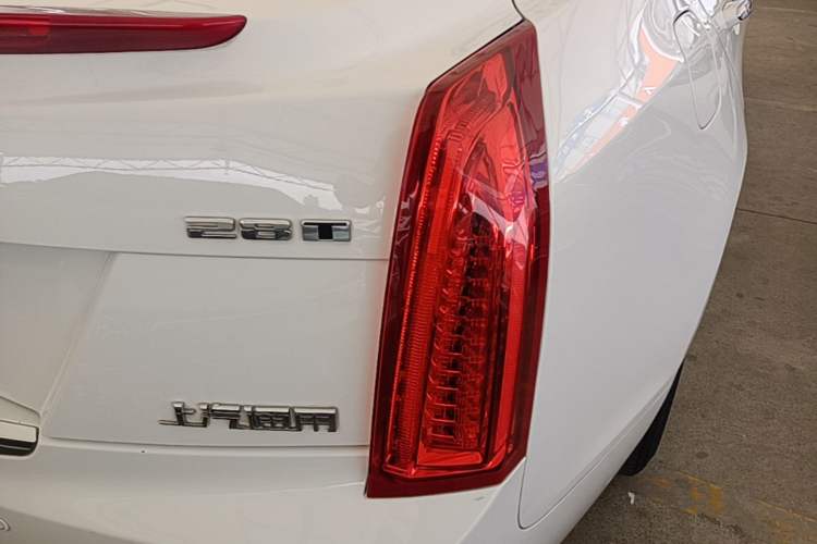 Used Cadillac ATS-L 2017 28T Tech Edition Right Rear Taillight