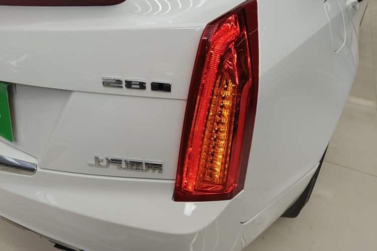 Used Cadillac ATS-L 2017 28T Tech Edition Right Rear Taillight