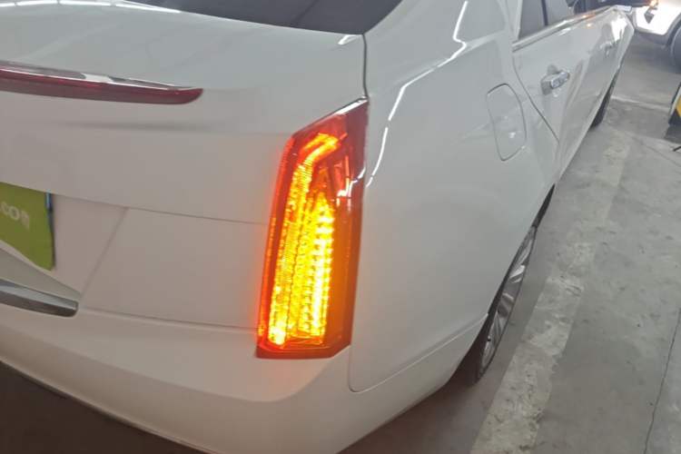 Used Cadillac ATS-L 2017 28T Tech Edition Right Rear Taillight