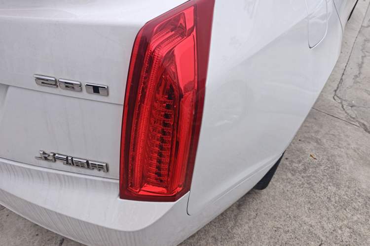 Used Cadillac ATS-L 2017 28T Tech Edition Right Rear Taillight