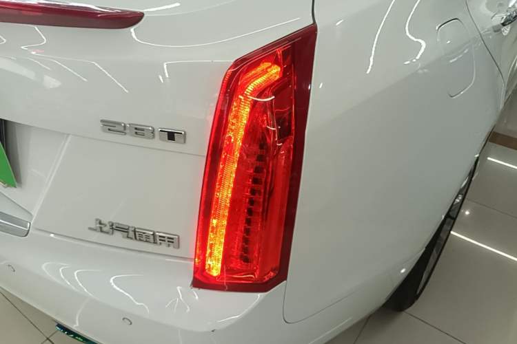 Used Cadillac ATS-L 2017 28T Tech Edition Right Rear Taillight
