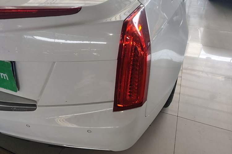 Used Cadillac ATS-L 2017 28T Fashion Edition Right Rear Taillight