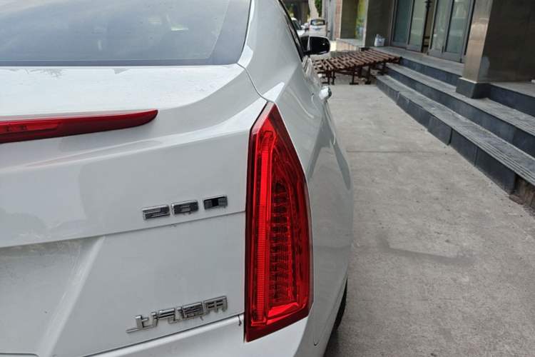 Used Cadillac ATS-L 2017 28T Tech Edition Right Rear Taillight