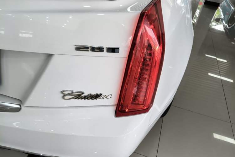 Used Cadillac ATS-L 2017 28T Tech Edition Right Rear Taillight