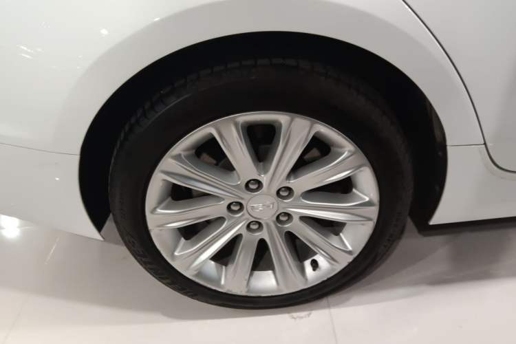Used Cadillac ATS-L 2017 28T Fashion Edition Right Rear Wheel Hub