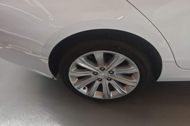 Used Cadillac ATS-L 2017 28T Tech Edition Right Rear Wheel Hub