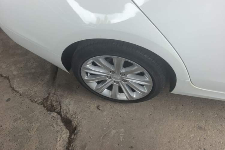 Used Cadillac ATS-L 2017 28T Tech Edition Right Rear Wheel Hub