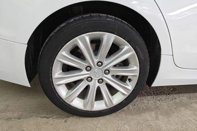 Used Cadillac ATS-L 2017 28T Tech Edition Right Rear Wheel Hub