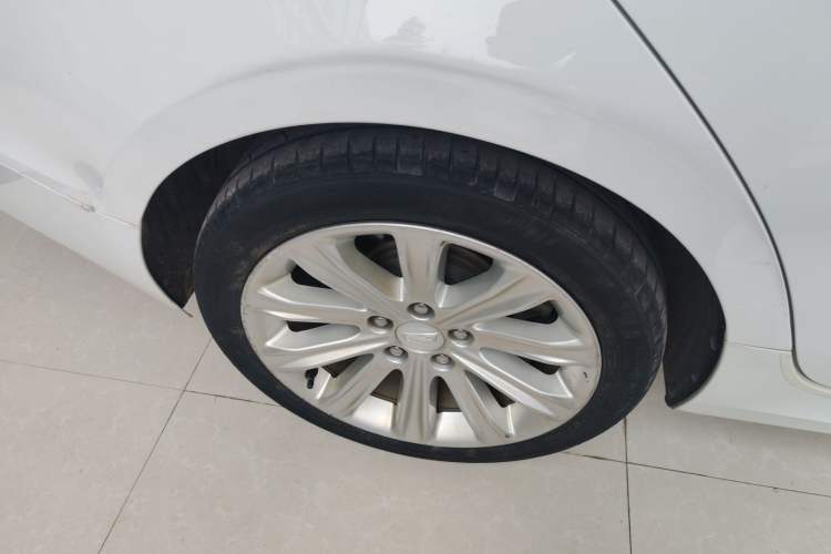Used Cadillac ATS-L 2017 28T Tech Edition Right Rear Wheel Hub