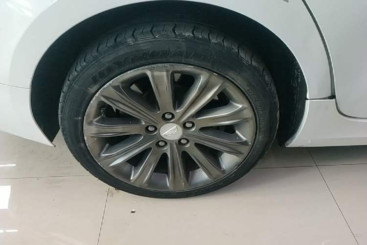Used Cadillac ATS-L 2017 28T Tech Edition Right Rear Wheel Hub