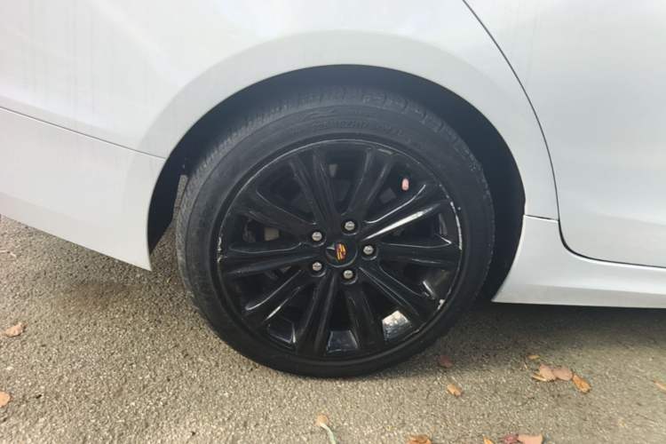 Used Cadillac ATS-L 2017 28T Tech Edition Right Rear Wheel Hub