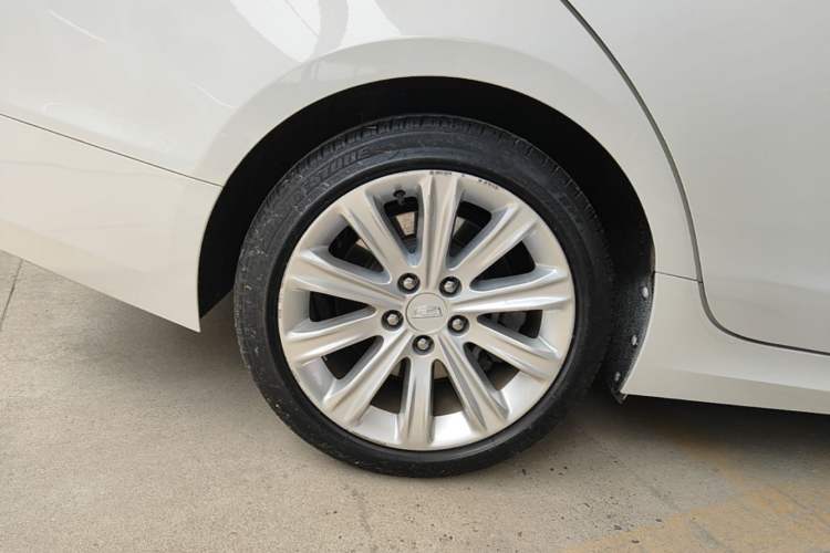 Used Cadillac ATS-L 2017 28T Tech Edition Right Rear Wheel Hub