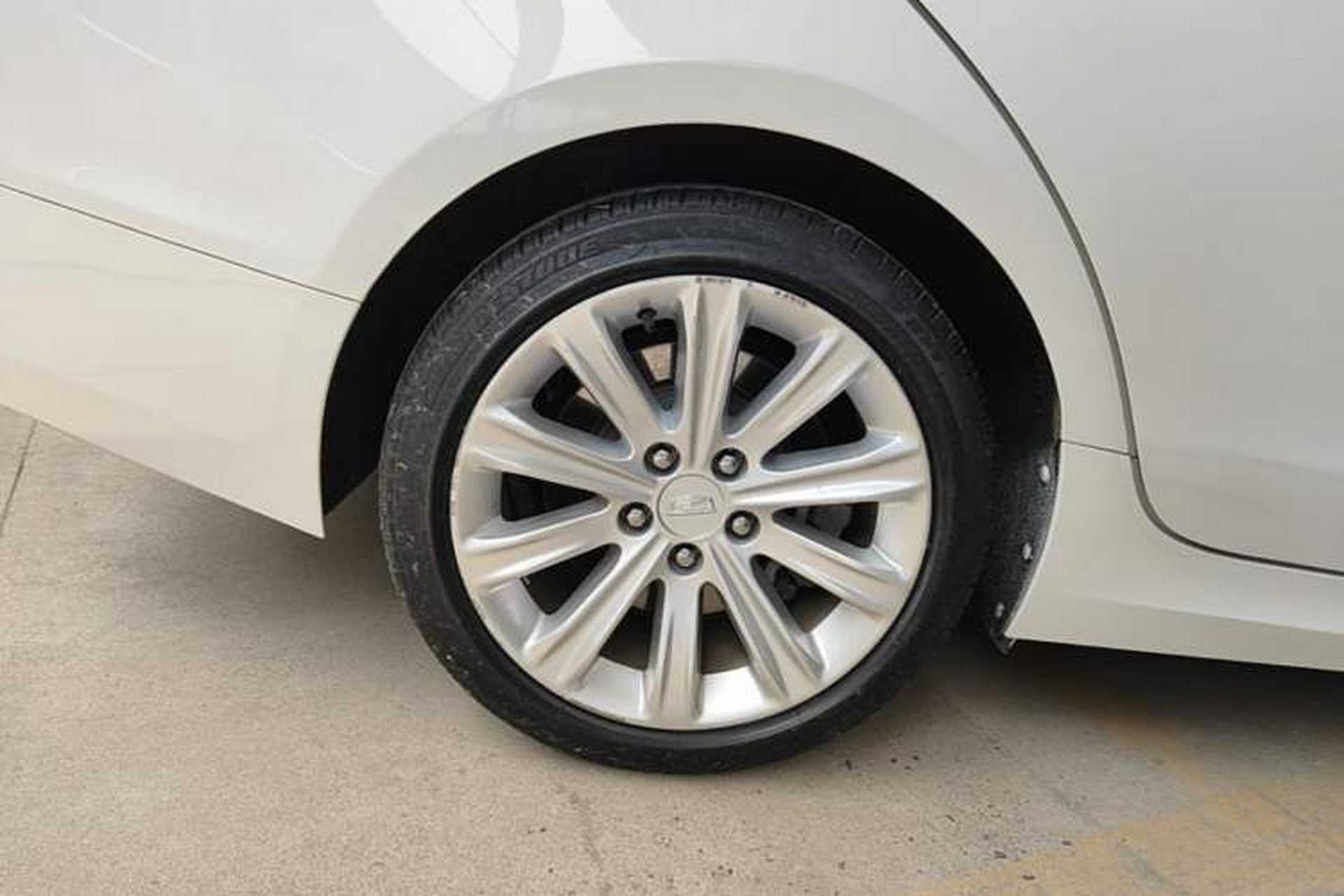 Used Cadillac ATS-L 2017 28T Tech Edition Right Rear Wheel Hub