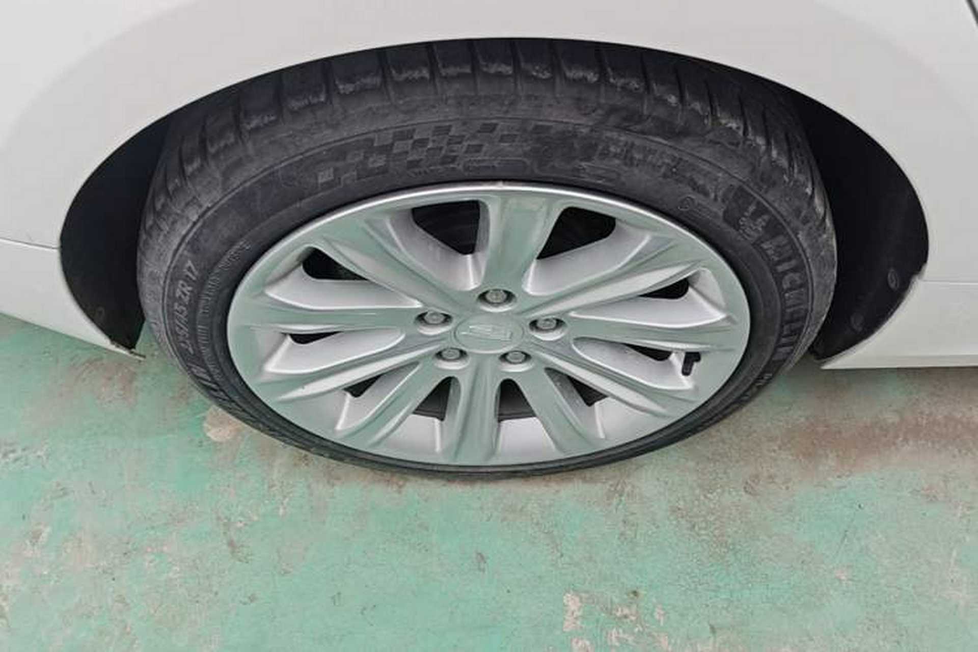 Used Cadillac ATS-L 2017 28T Fashion Edition Right Rear Wheel Hub