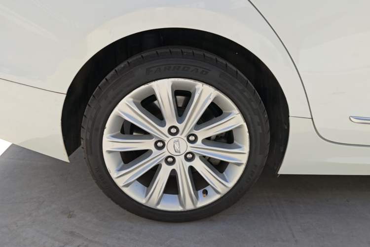 Used Cadillac ATS-L 2017 28T Fashion Edition Right Rear Wheel Hub