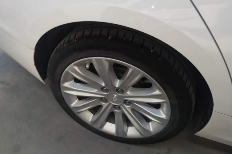 Used Cadillac ATS-L 2017 28T Fashion Edition Right Rear Wheel Hub