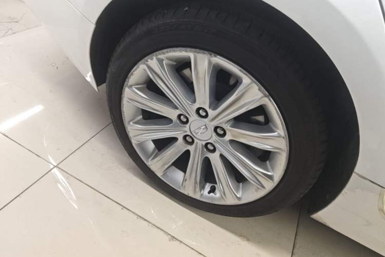 Used Cadillac ATS-L 2017 28T Tech Edition Right Rear Wheel Hub