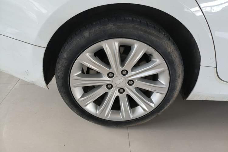 Used Cadillac ATS-L 2017 28T Tech Edition Right Rear Wheel Hub