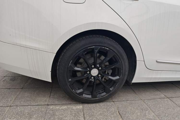 Used Cadillac ATS-L 2017 28T Fashion Edition Right Rear Wheel Hub