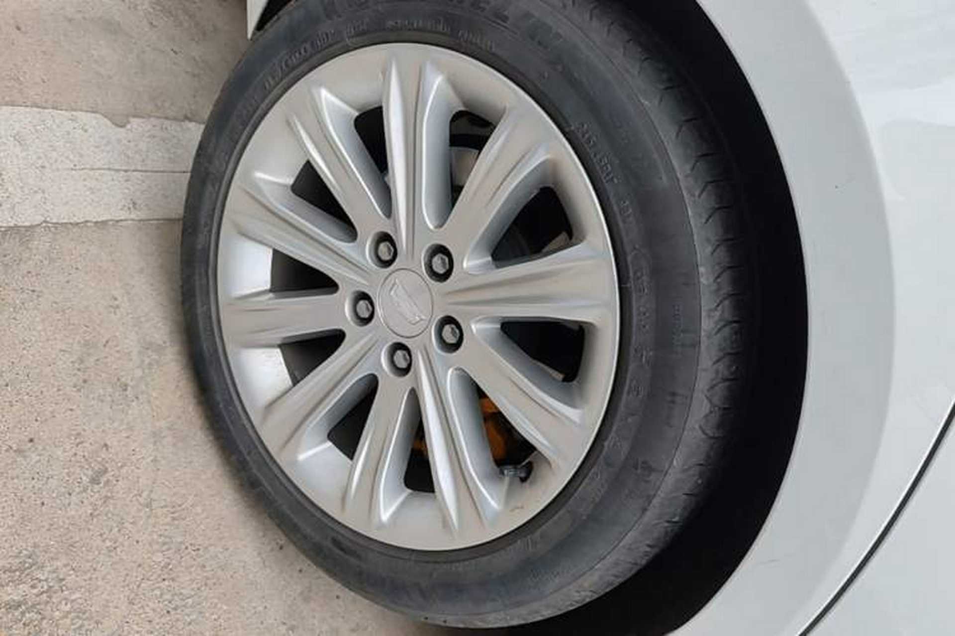 Used Cadillac ATS-L 2017 28T Fashion Edition Right Rear Wheel Hub