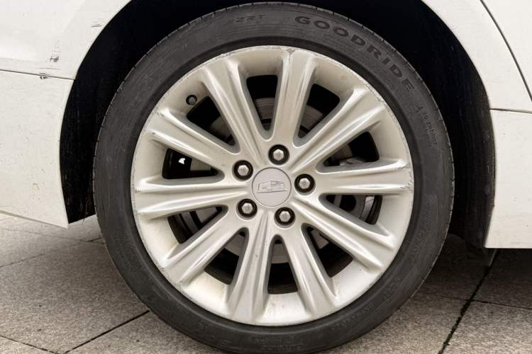 Used Cadillac ATS-L 2017 28T Fashion Edition Right Rear Wheel Hub