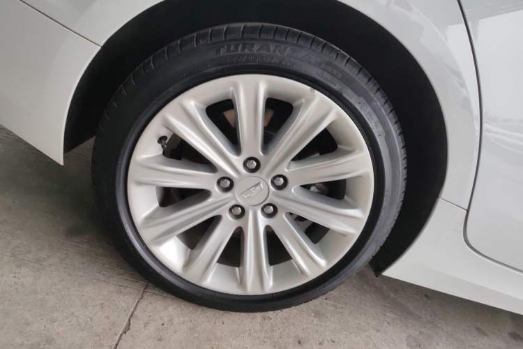 Used Cadillac ATS-L 2017 28T Tech Edition Right Rear Wheel Hub