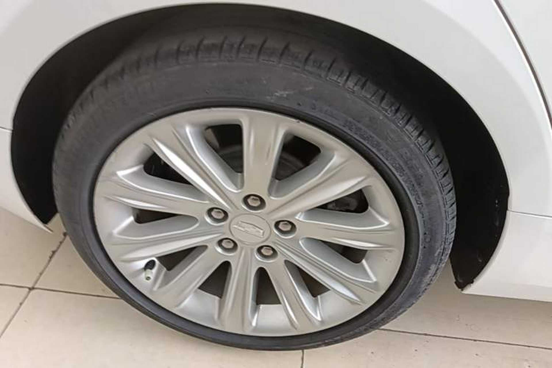 Used Cadillac ATS-L 2017 28T Fashion Edition Right Rear Wheel Hub