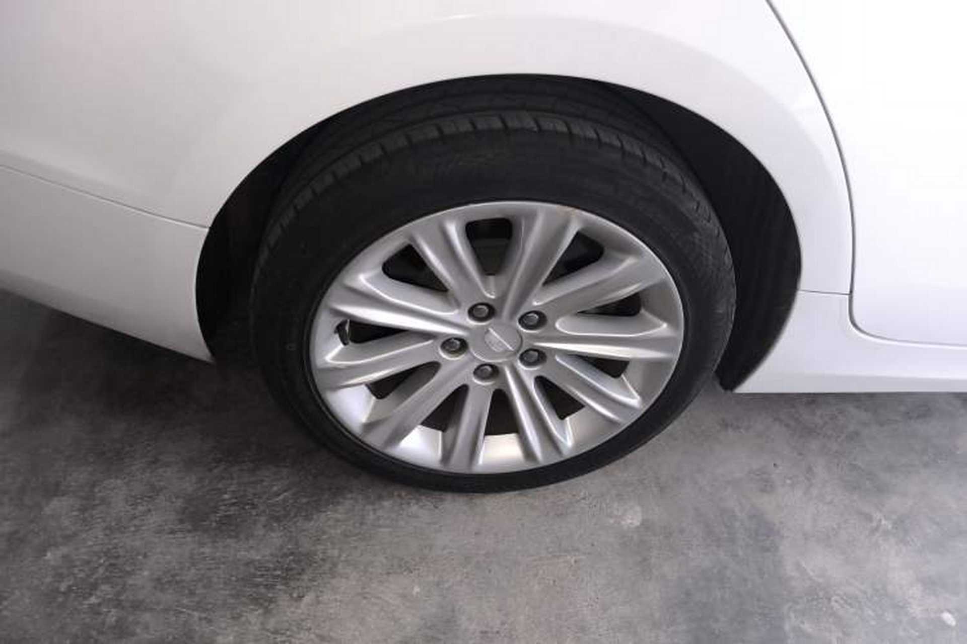 Used Cadillac ATS-L 2017 28T Tech Edition Right Rear Wheel Hub