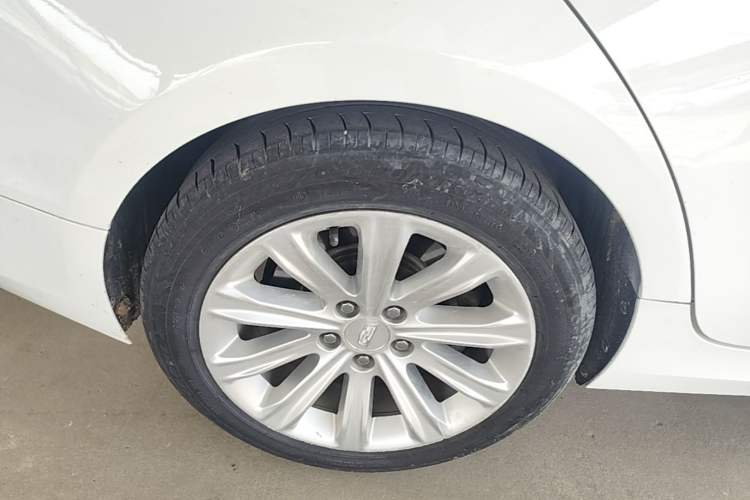 Used Cadillac ATS-L 2017 28T Tech Edition Right Rear Wheel Hub