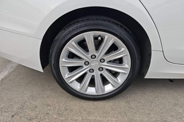 Used Cadillac ATS-L 2017 28T Tech Edition Right Rear Wheel Hub