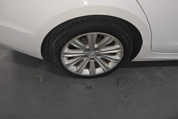 Used Cadillac ATS-L 2017 28T Tech Edition Right Rear Wheel Hub