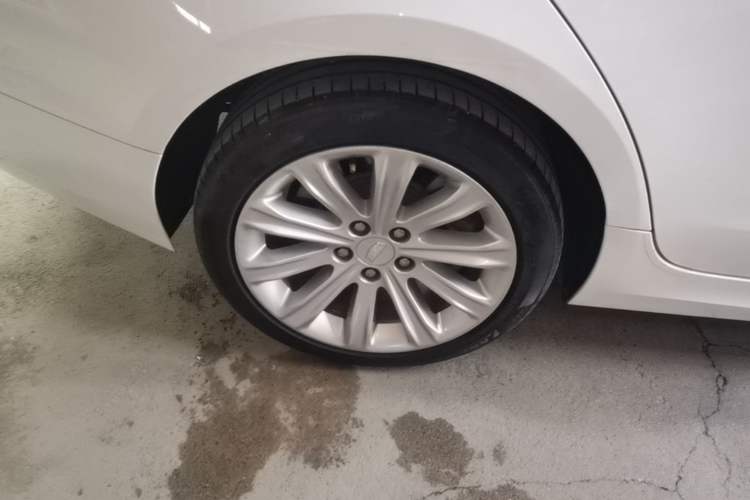 Used Cadillac ATS-L 2017 28T Tech Edition Right Rear Wheel Hub