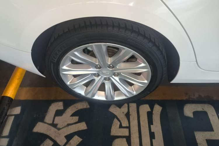 Used Cadillac ATS-L 2017 28T Tech Edition Right Rear Wheel Hub