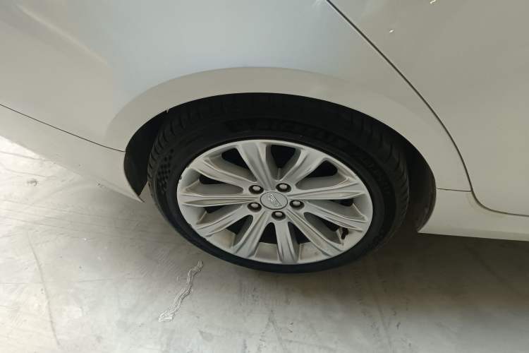 Used Cadillac ATS-L 2017 28T Fashion Edition Right Rear Wheel Hub