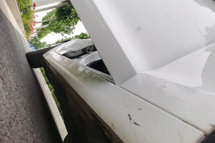 Used Cadillac ATS-L 2017 28T Tech Edition Right Side Sill