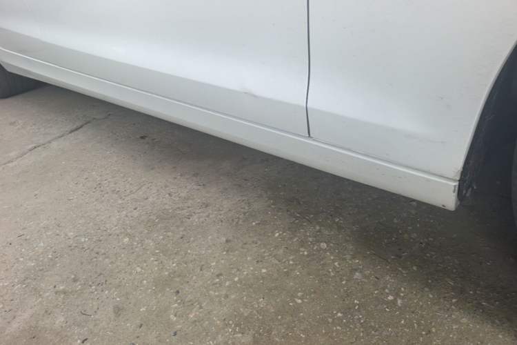 Used Cadillac ATS-L 2017 28T Tech Edition Right Side Sill