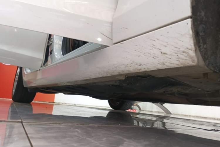 Used Cadillac ATS-L 2017 28T Tech Edition Right Side Sill