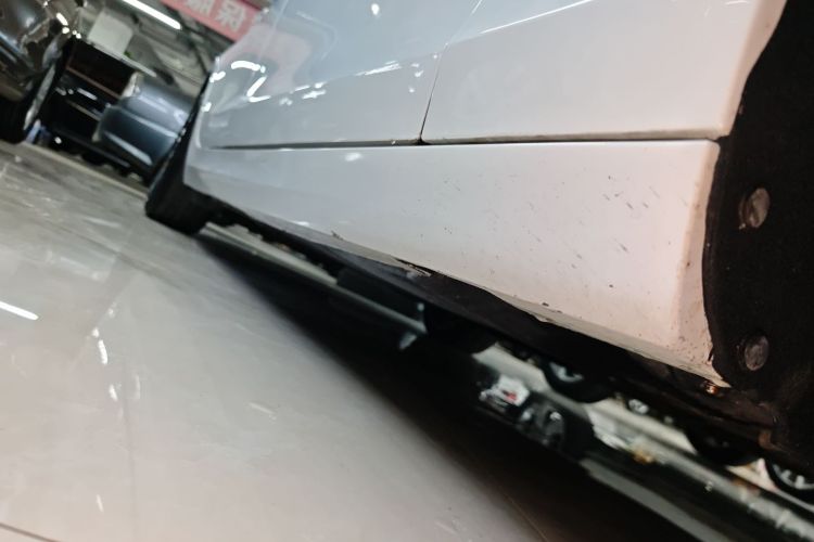 Used Cadillac ATS-L 2017 28T Tech Edition Right Side Sill