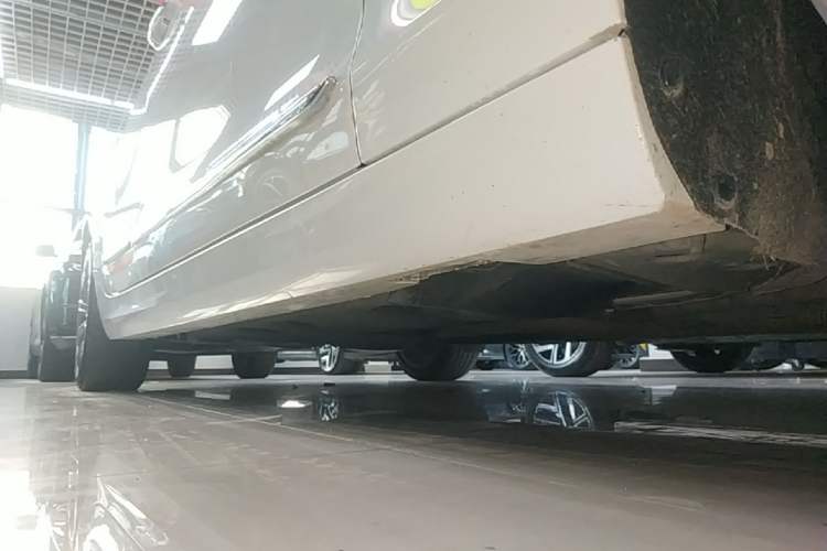 Used Cadillac ATS-L 2017 28T Tech Edition Right Side Sill