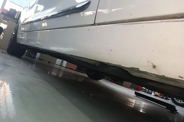 Used Cadillac ATS-L 2017 28T Fashion Edition Right Side Sill