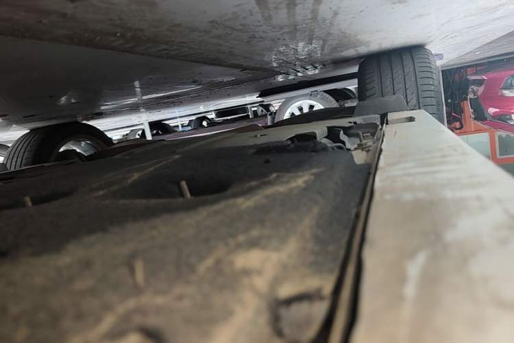 Used Cadillac ATS-L 2017 28T Tech Edition Right Side Sill