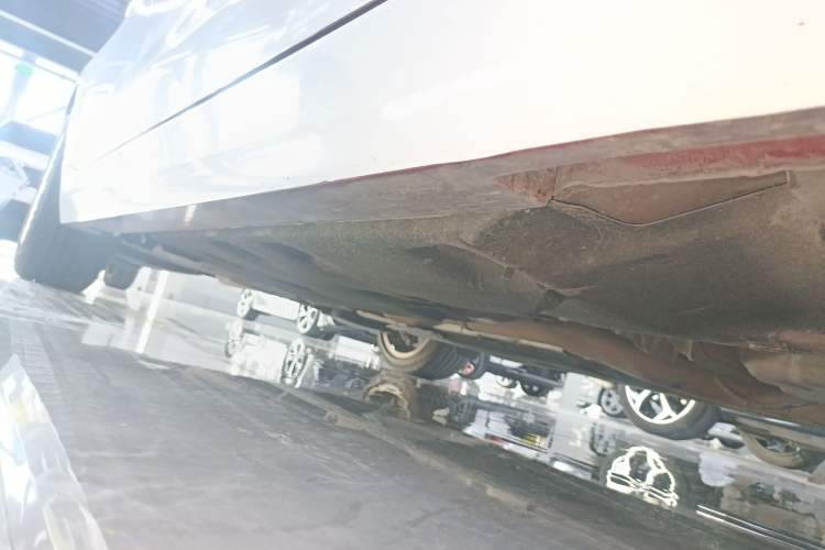 Used Cadillac ATS-L 2017 28T Tech Edition Right Side Sill